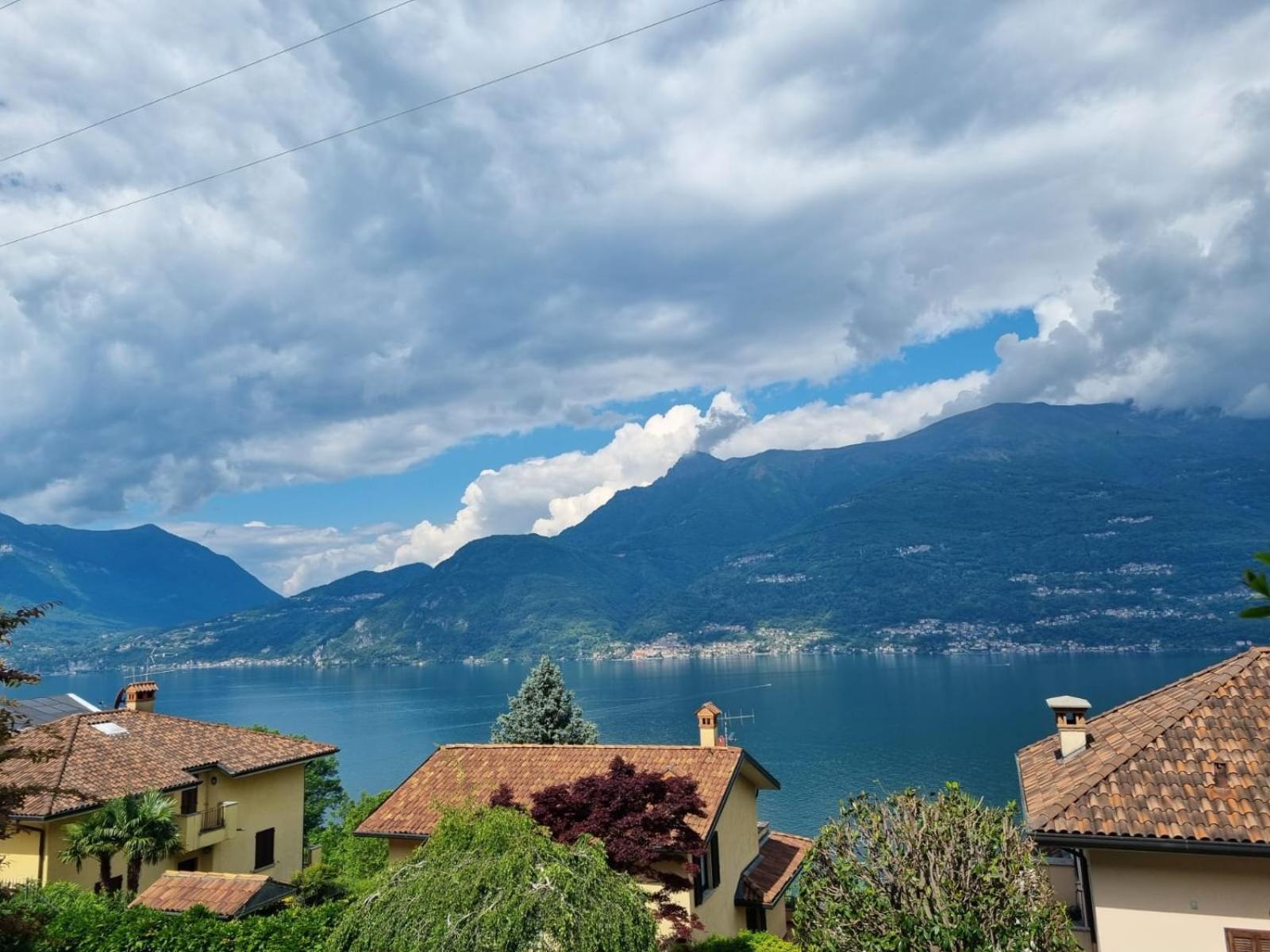Apartment With Garden And Terrace Beautiful Lake View Bellano Luaran gambar
